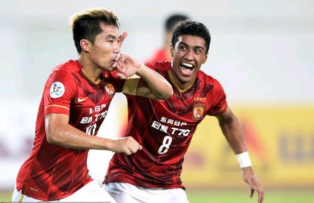 特拉