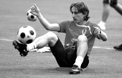 泰晤士报：竞标欧冠失败后，网飞考虑争夺部分英超转播权